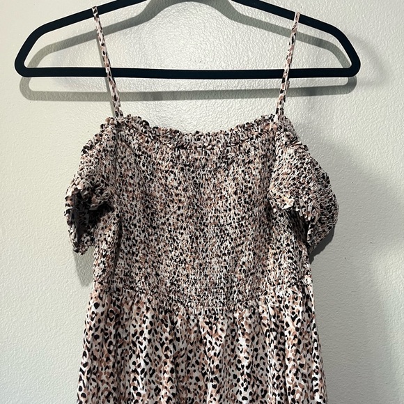 MAGNOLIA SKY- Leopard Print Flowy Lightweight Maxi Dress Size L - Picture 4 of 5